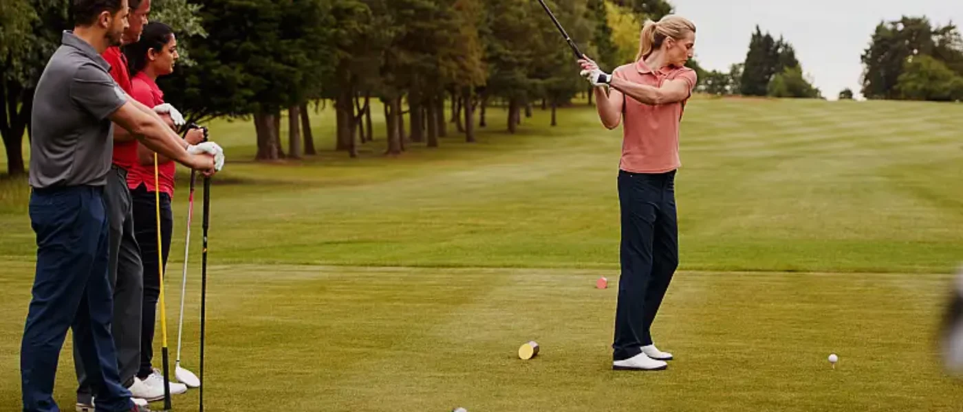 Fundamentos del swing de Golf